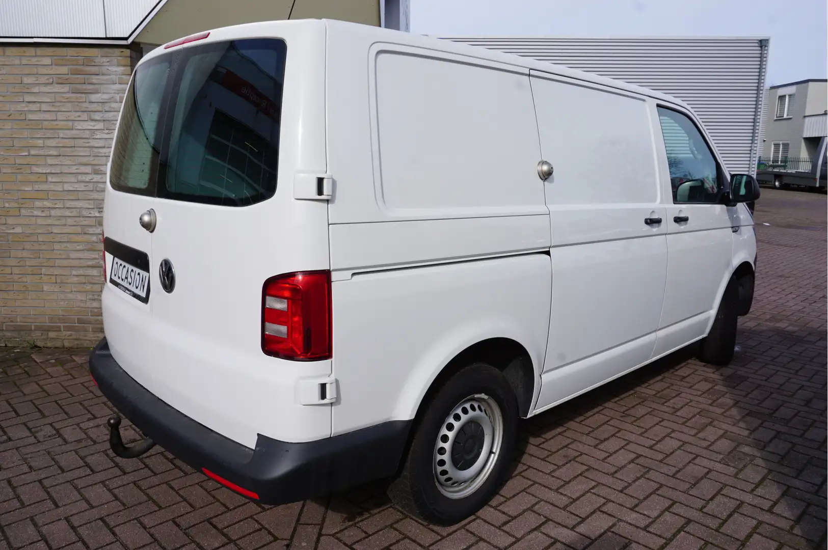 Volkswagen Transporter 2.0 TDI L1H1 Automaat Wit - 2