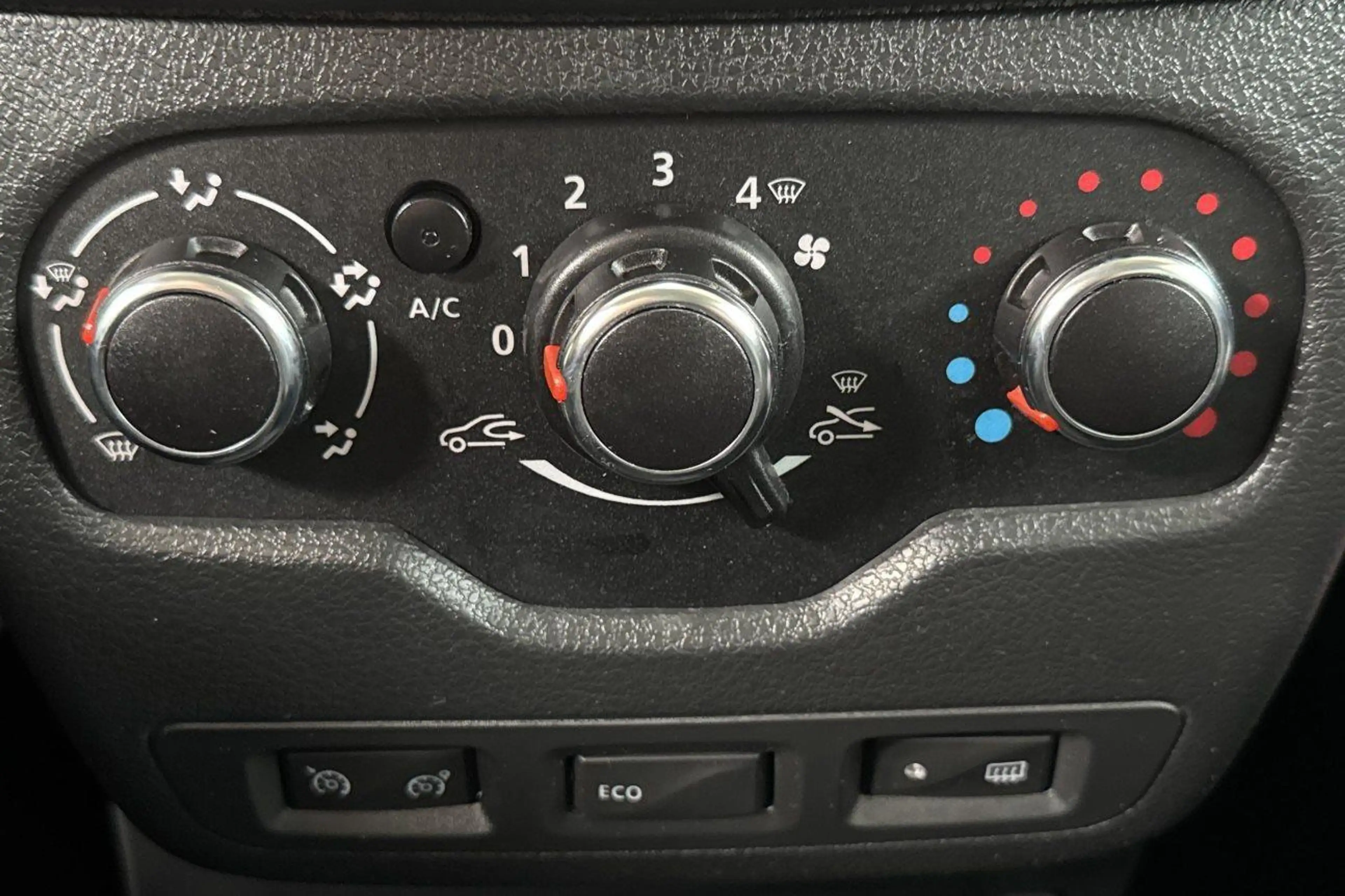 Dacia Dokker STEPWAY 1.3 TCE NAV CLIM CAMERA — photo 15