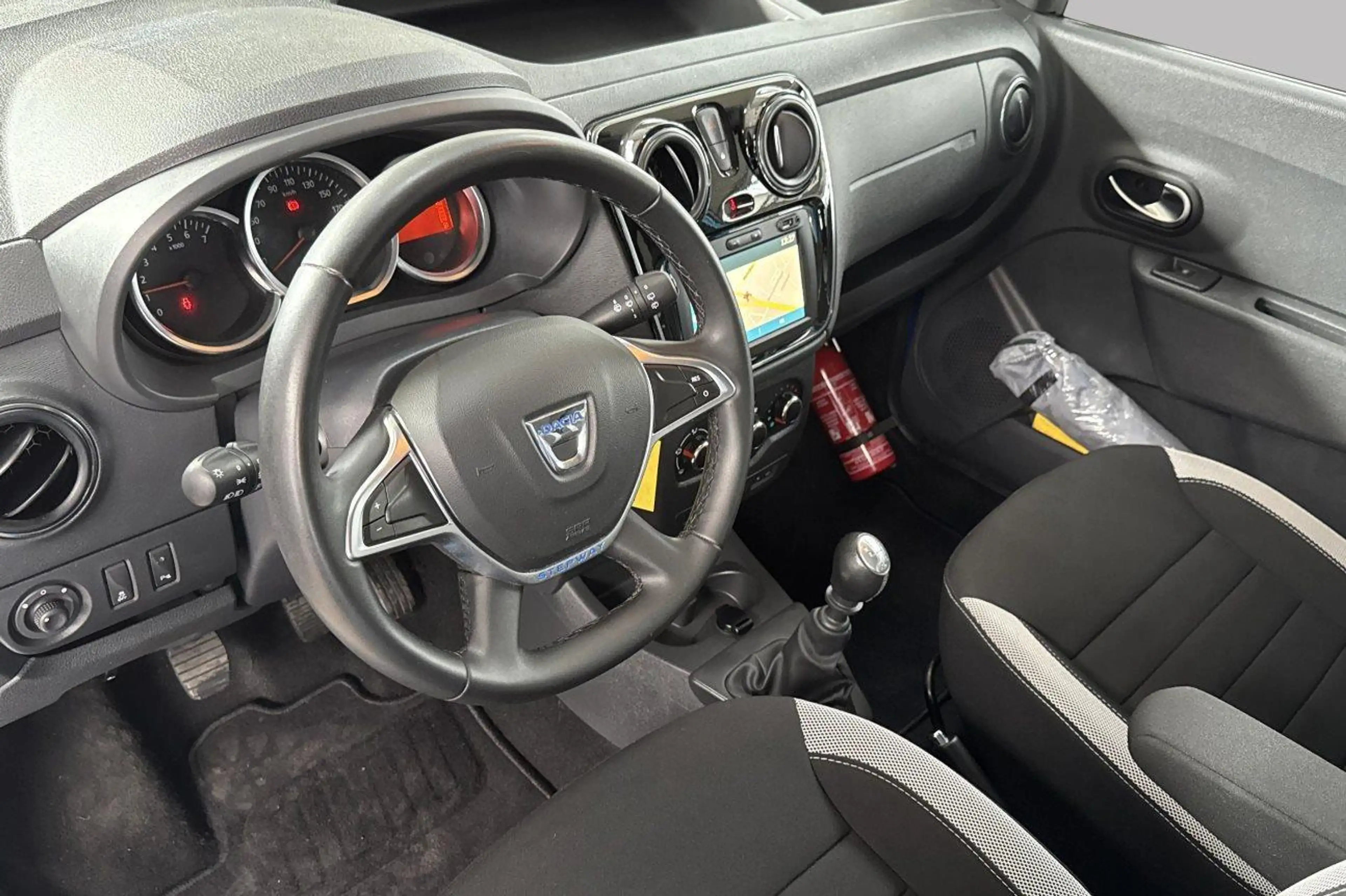 Dacia Dokker STEPWAY 1.3 TCE NAV CLIM CAMERA — photo 9