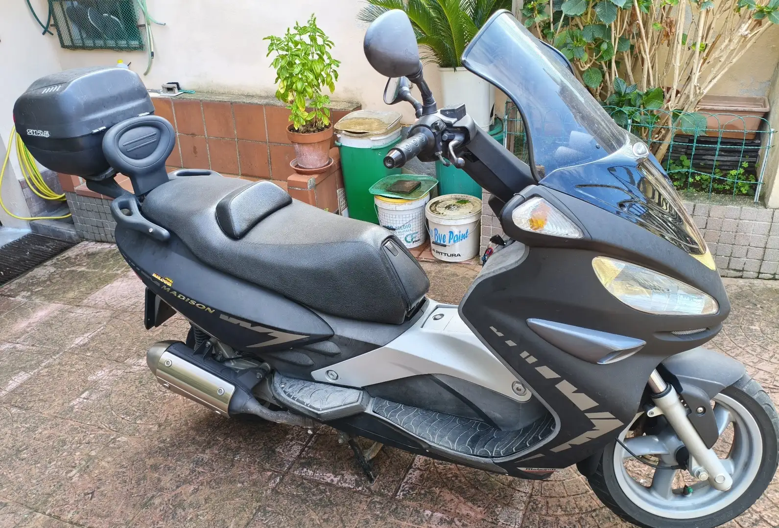 Malaguti Madison 200 S200 Black Rider Чёрный - 2