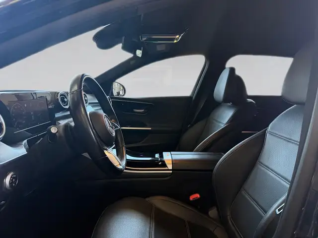Mercedes-Benz C-Class view 10
