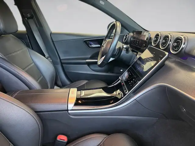Mercedes-Benz C-Class view 14