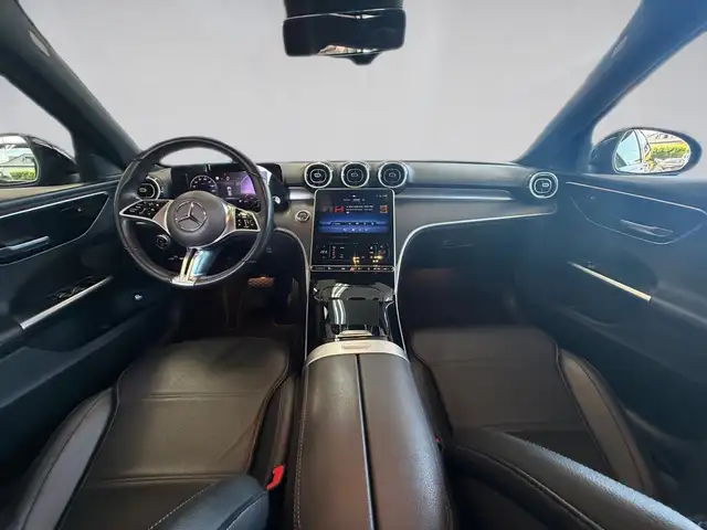 Mercedes-Benz C-Class view 11