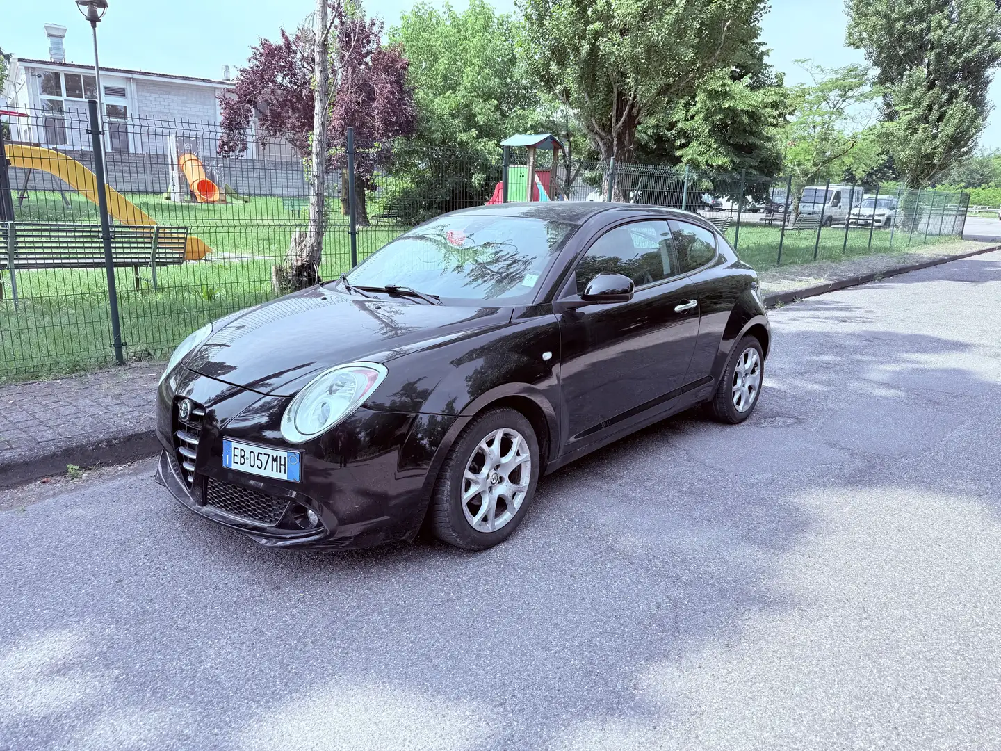 Alfa Romeo MiTo 1.4 BlackLine Collection 105cv  OK PERMUTE Negro - 1