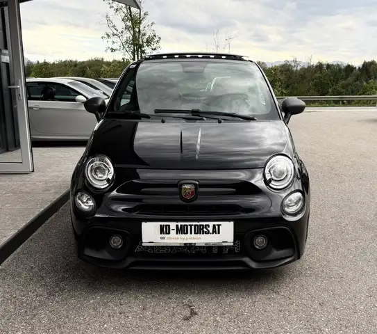Abarth 500 view 2