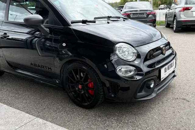 Abarth 500 view 4