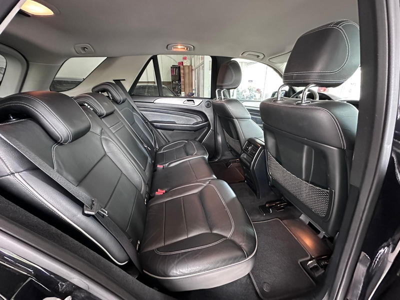 Mercedes-Benz ML 350 CDI BlueTec — photo 9