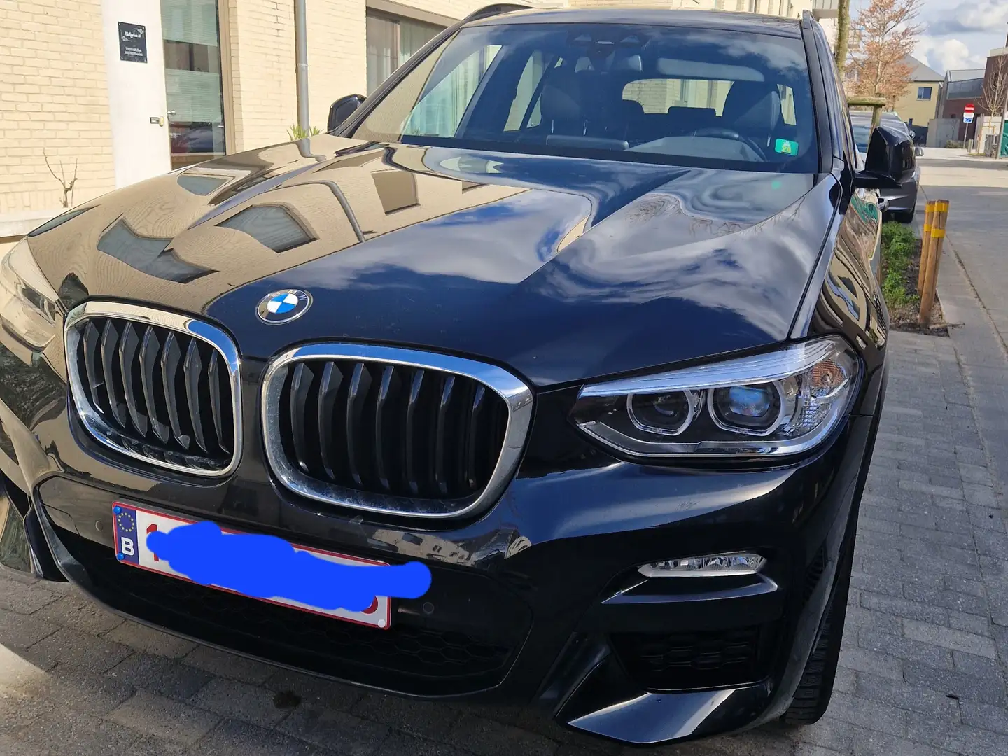 BMW X3 M X3 xDrive20i Aut. M Sport Zwart - 1