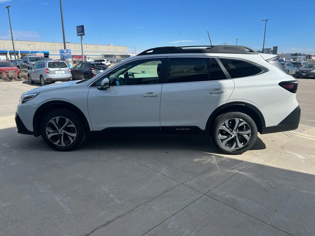 Subaru OUTBACK снимка Subaru OUTBACK