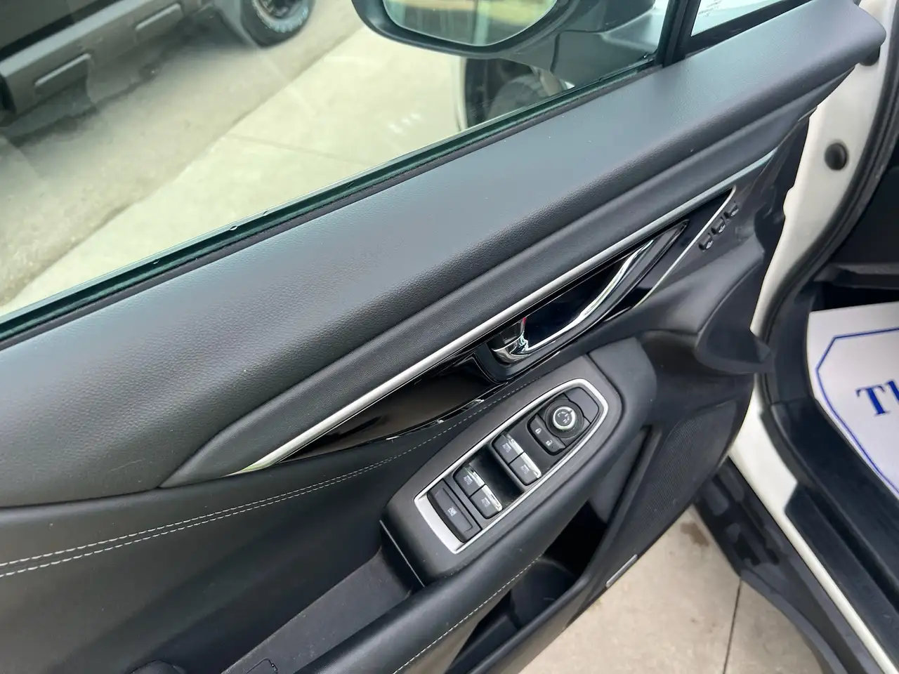 Subaru OUTBACK снимка Subaru OUTBACK