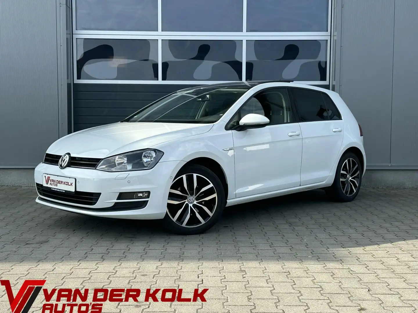 Volkswagen Golf 1.4 TSI CUP Edition Panorama Navi Cruise Climate - 1