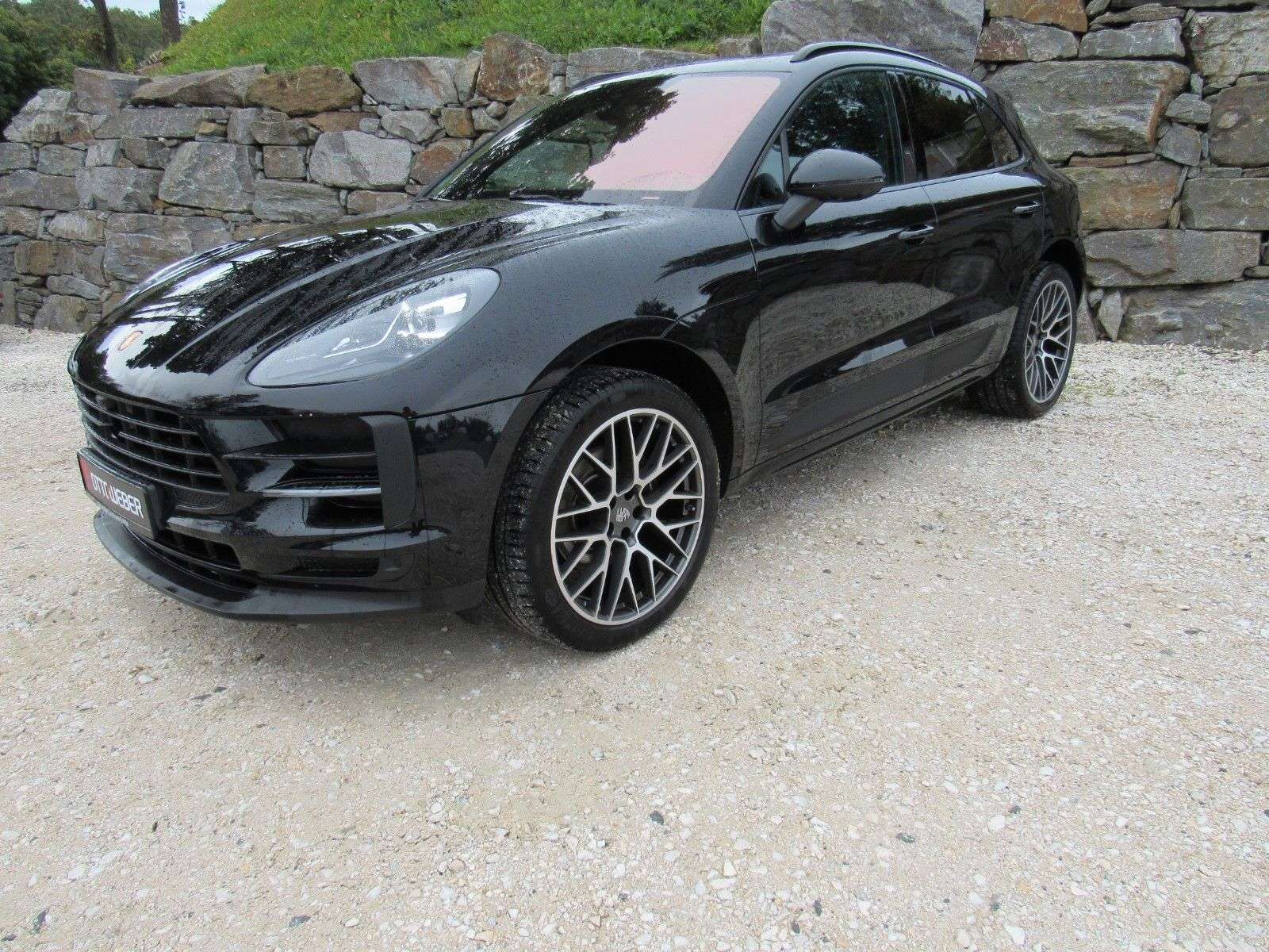 Second hand Porsche Macan 