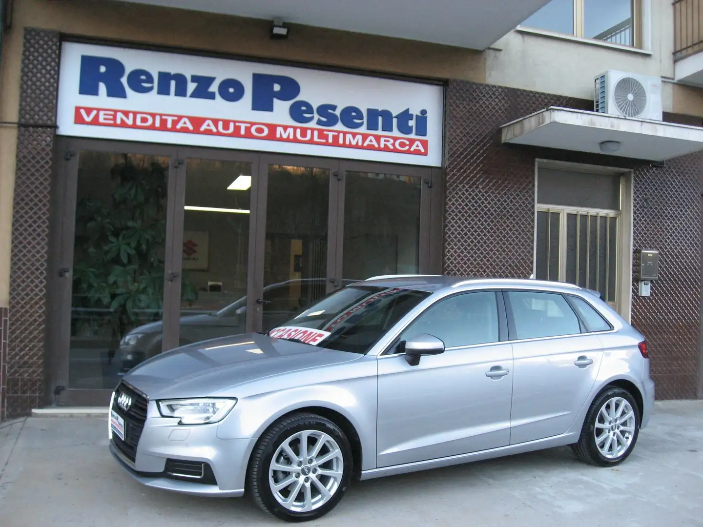 Audi A3 A3 SPB 1.0 TFSI S tronic Design *ADATTA AI NEOPAT Argent - 1