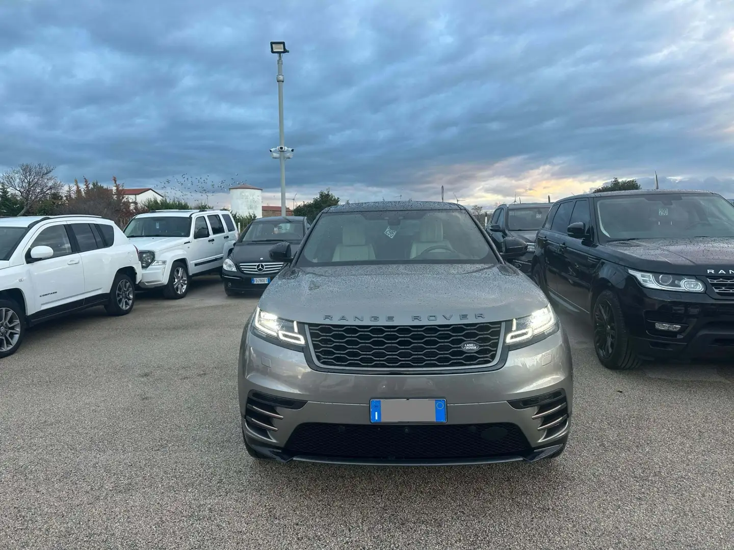 Land Rover Range Rover Velar 3.0 V6 SC Si6 380 CV R-Dynamic HSE Grigio - 2
