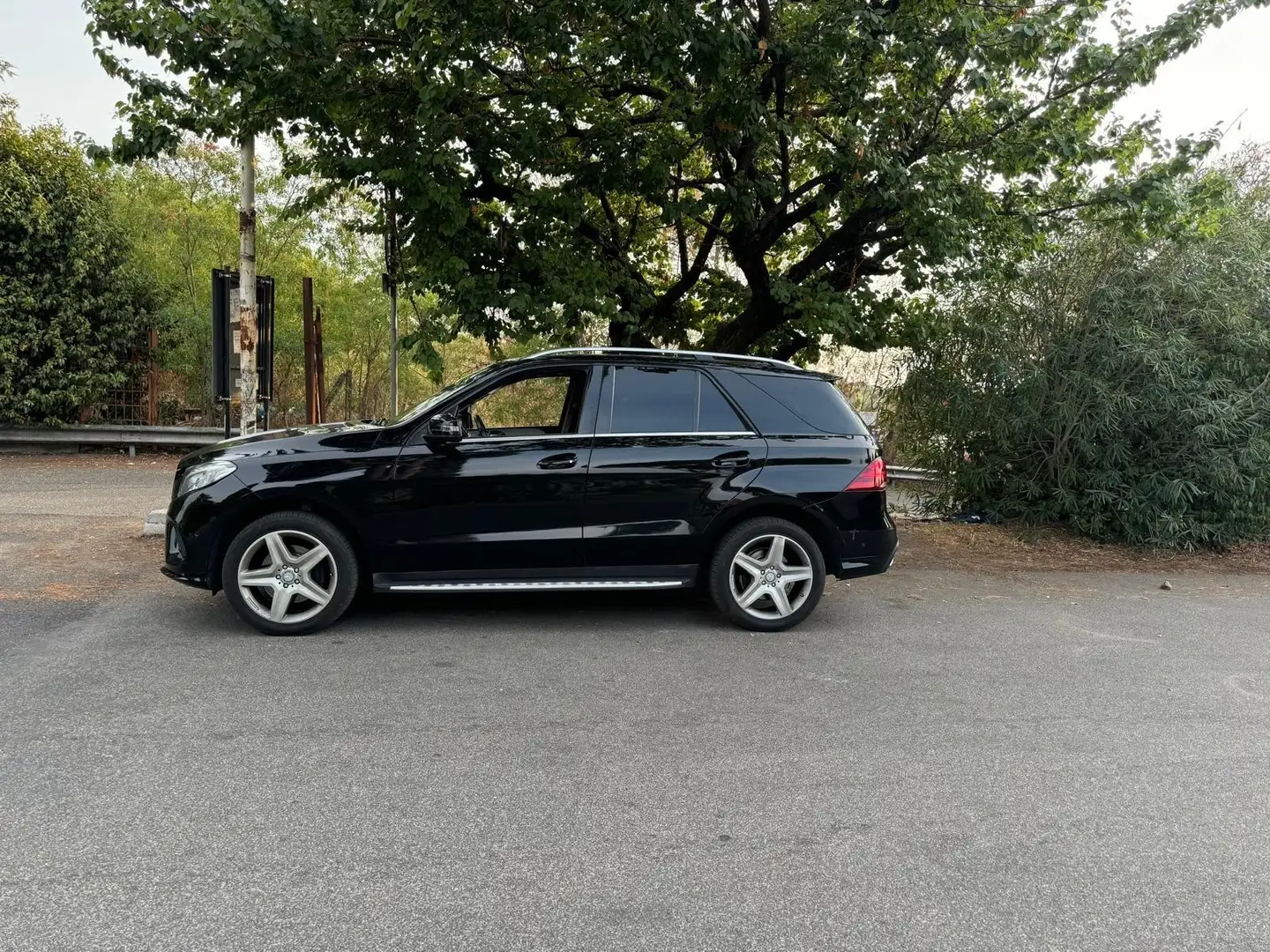 Mercedes-Benz GLE 250 - 2