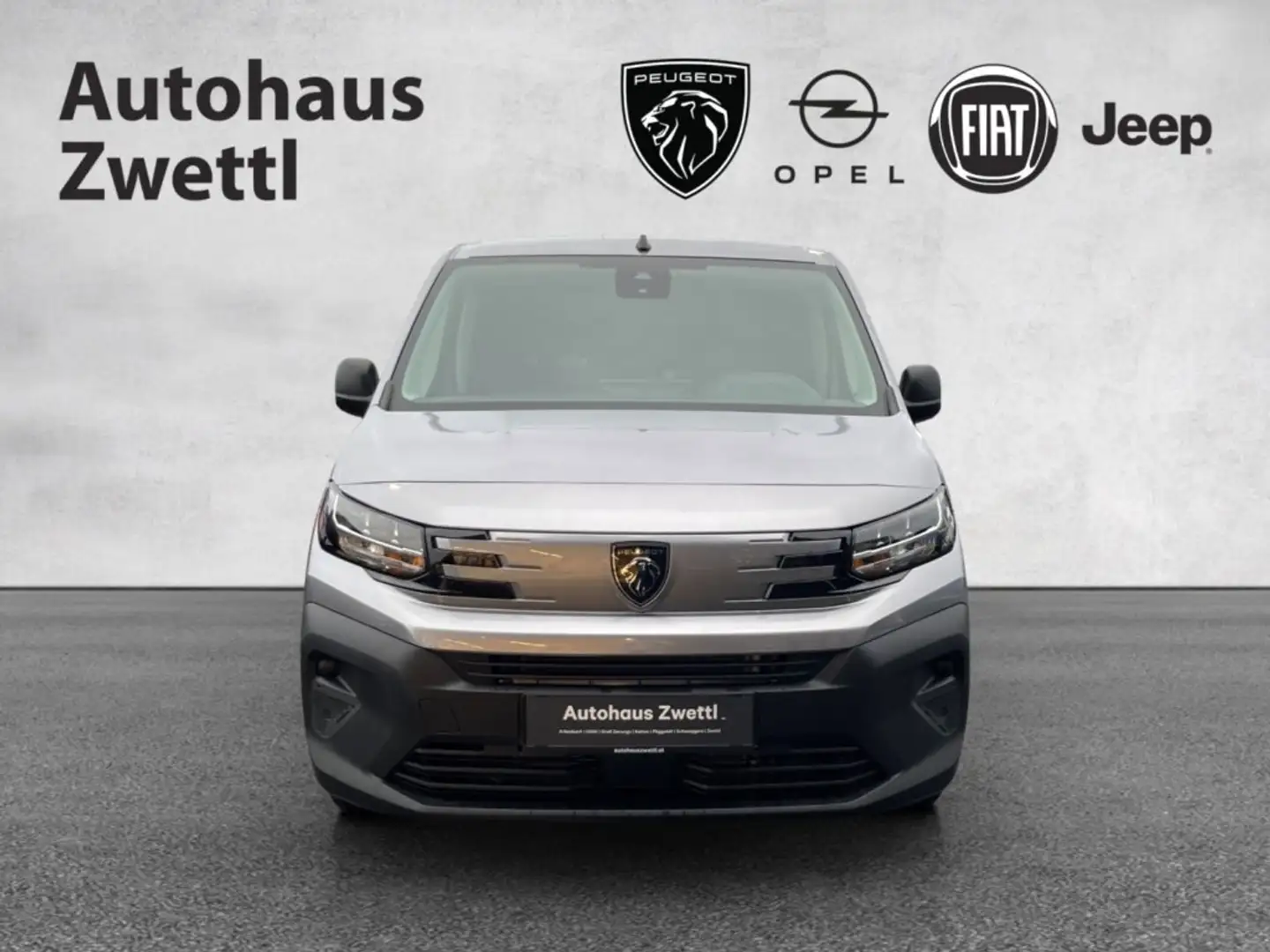 Peugeot Partner Lang BHDI 130 EAT8 Gris - 2