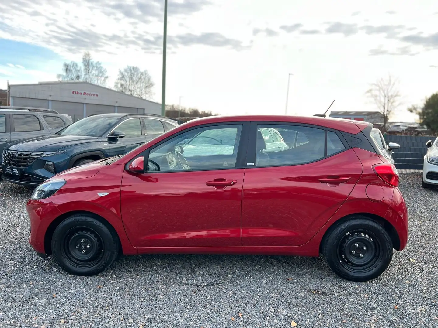 Hyundai i10 SELECT-KLIMA-TEMPOMAT-DAB+ Rot - 2