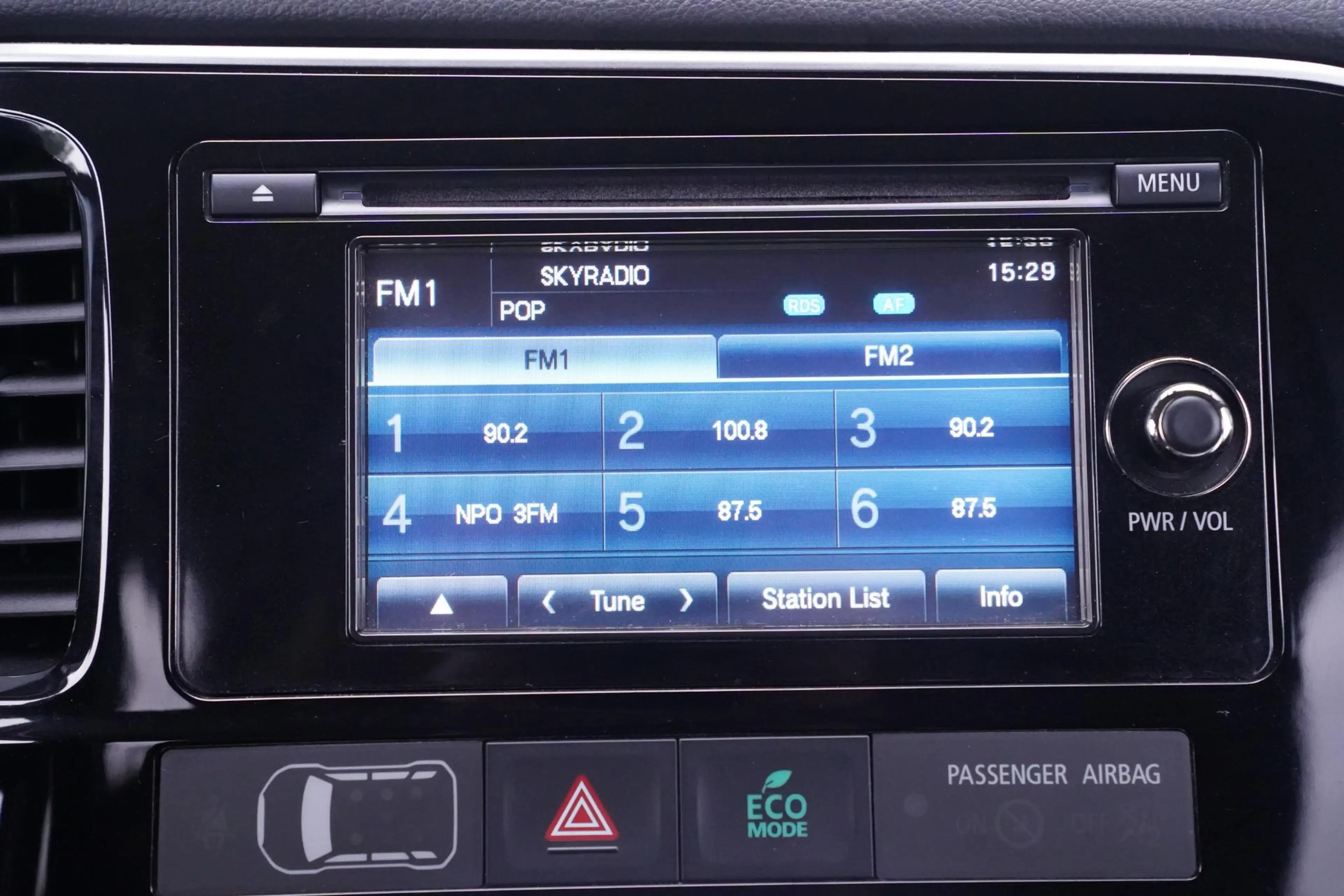 Mitsubishi Outlander 2.0 Instyle 4WD Camera Trekhaak Cruise Clima — photo 28
