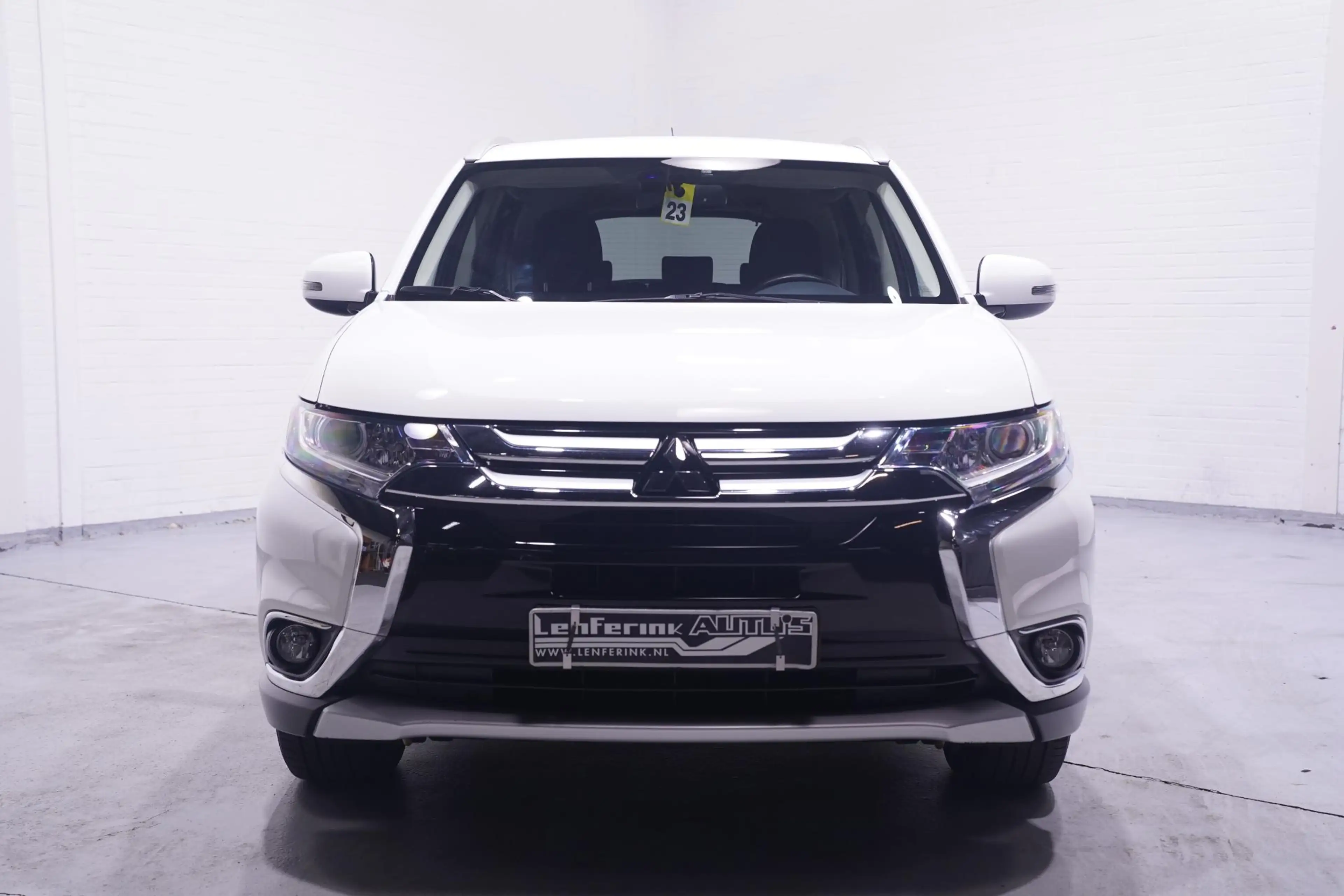 Mitsubishi Outlander 2.0 Instyle 4WD Camera Trekhaak Cruise Clima — photo 2