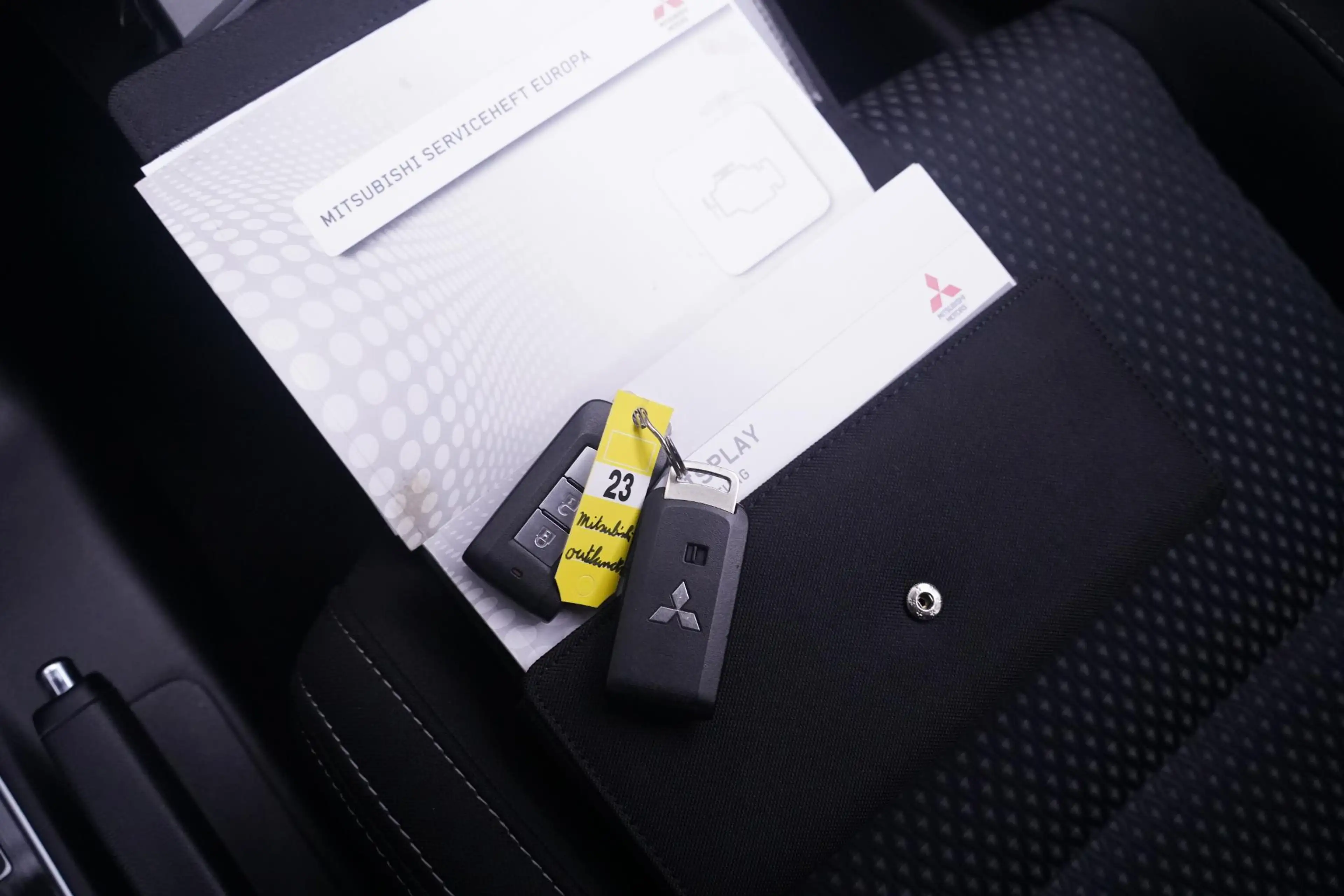 Mitsubishi Outlander 2.0 Instyle 4WD Camera Trekhaak Cruise Clima — photo 39