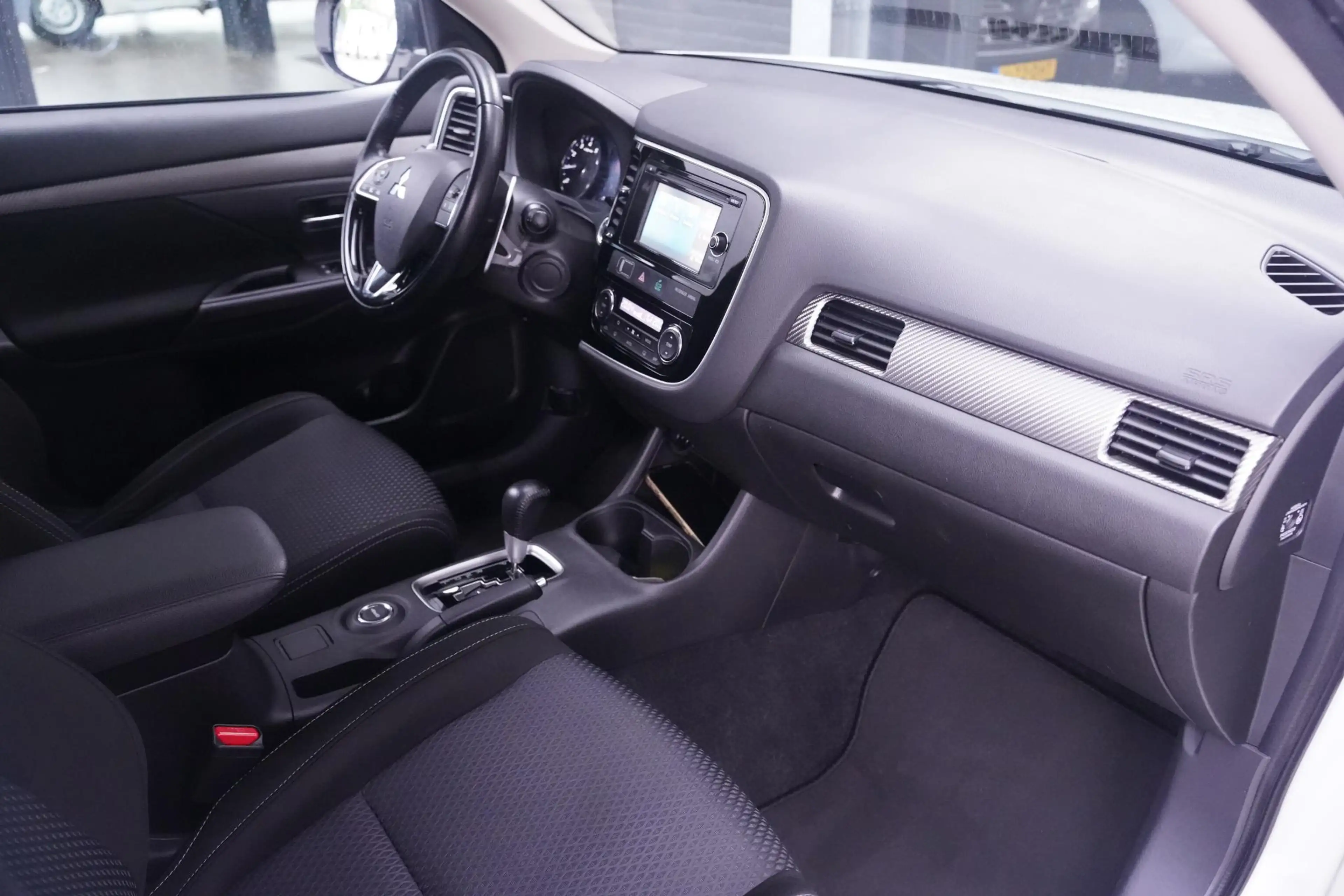 Mitsubishi Outlander 2.0 Instyle 4WD Camera Trekhaak Cruise Clima — photo 38