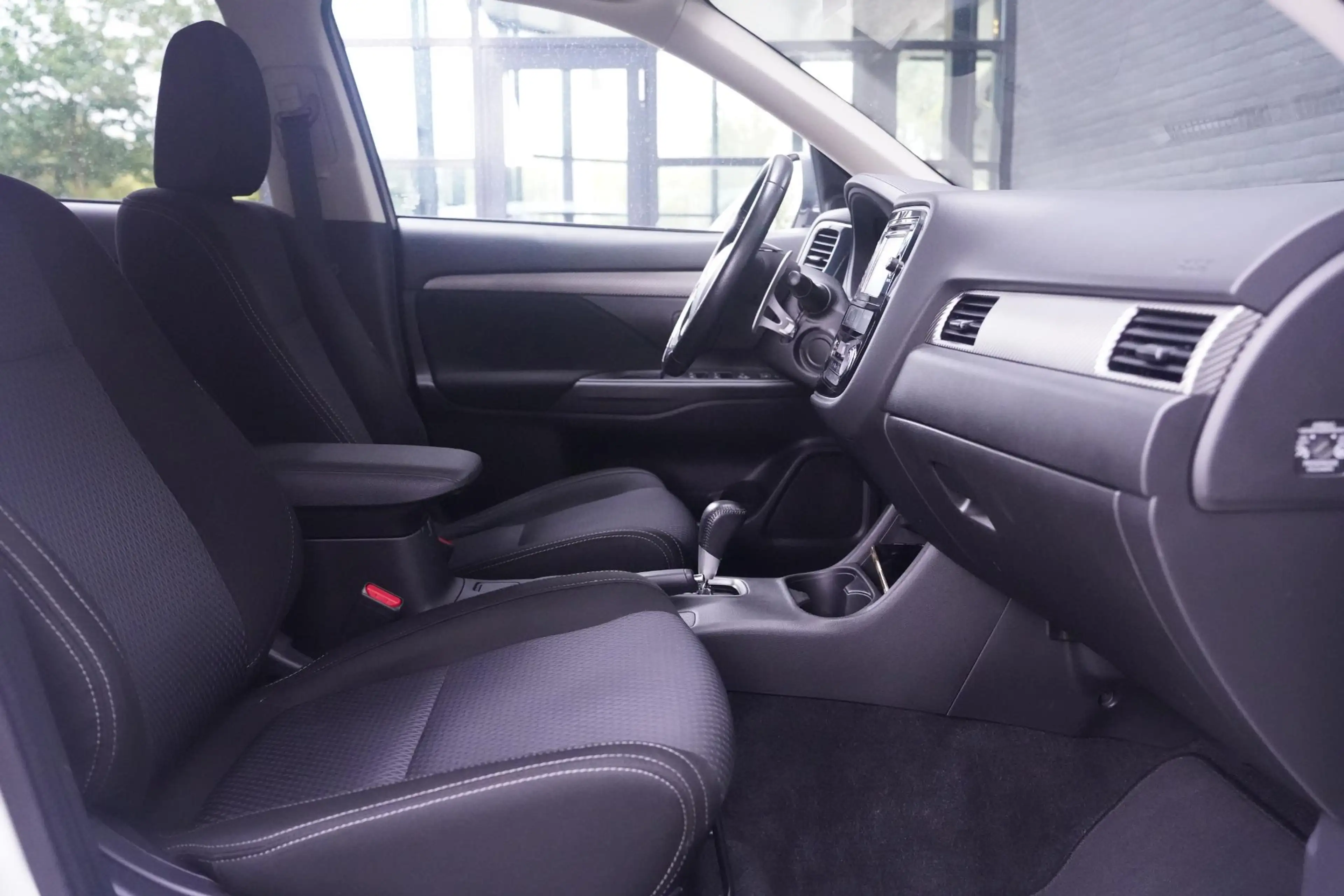 Mitsubishi Outlander 2.0 Instyle 4WD Camera Trekhaak Cruise Clima — photo 37