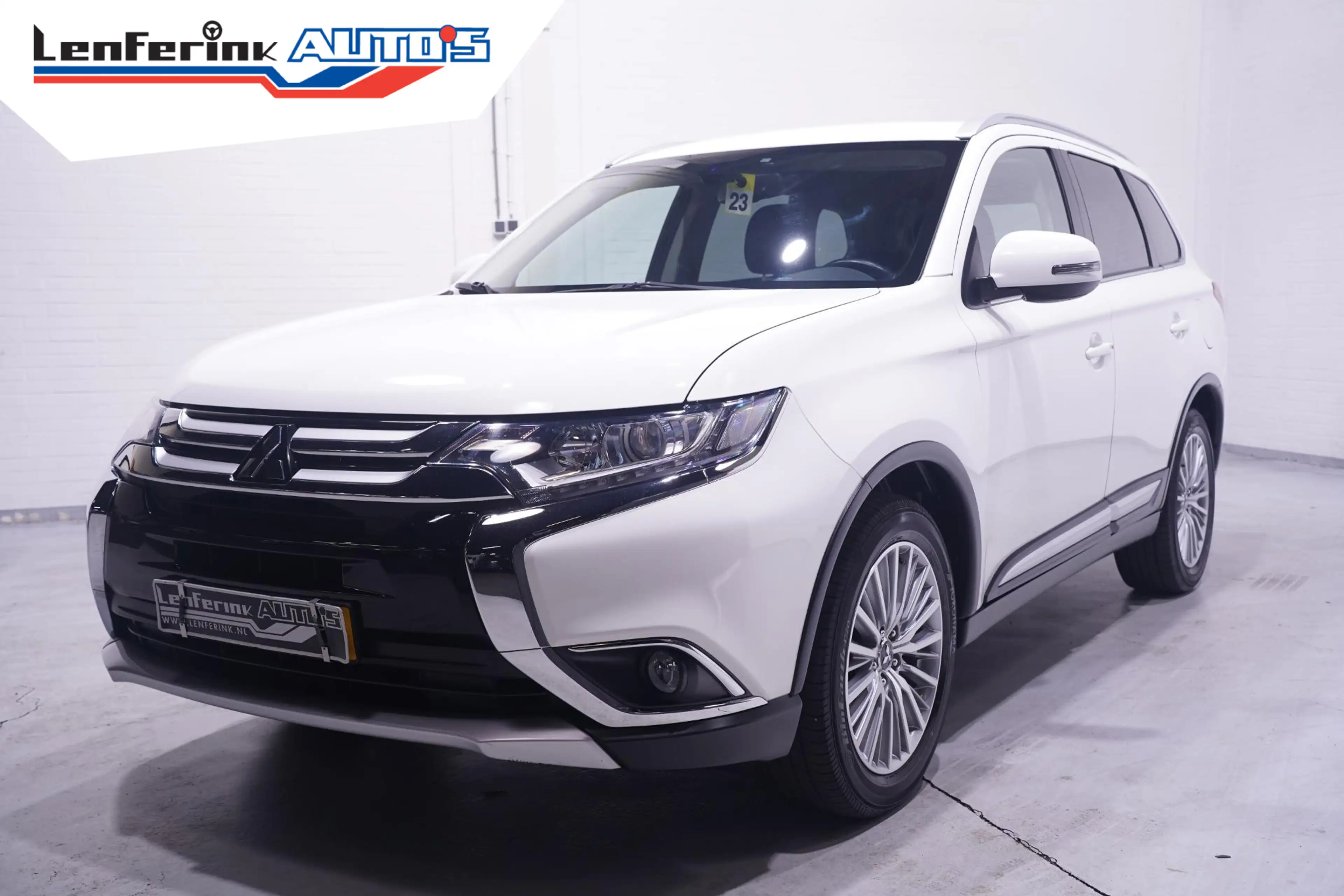 Mitsubishi Outlander 2.0 Instyle 4WD Camera Trekhaak Cruise Clima