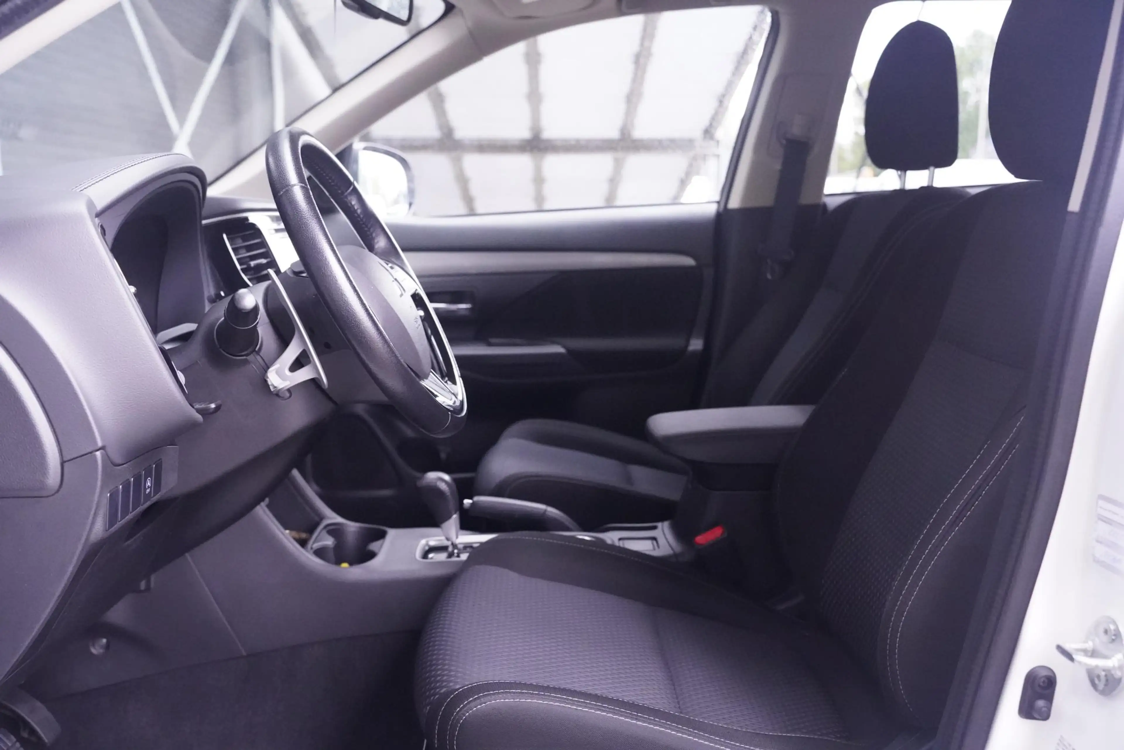 Mitsubishi Outlander 2.0 Instyle 4WD Camera Trekhaak Cruise Clima — photo 31