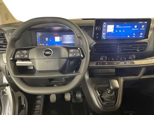 Opel Vivaro view 14