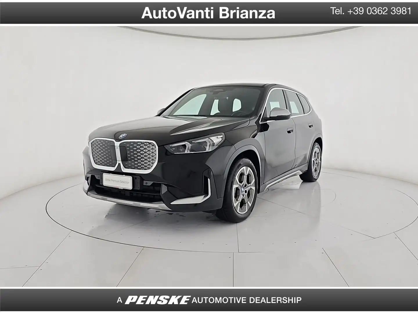 BMW iX1 eDrive 20 xLine Limited Edition Noir - 1