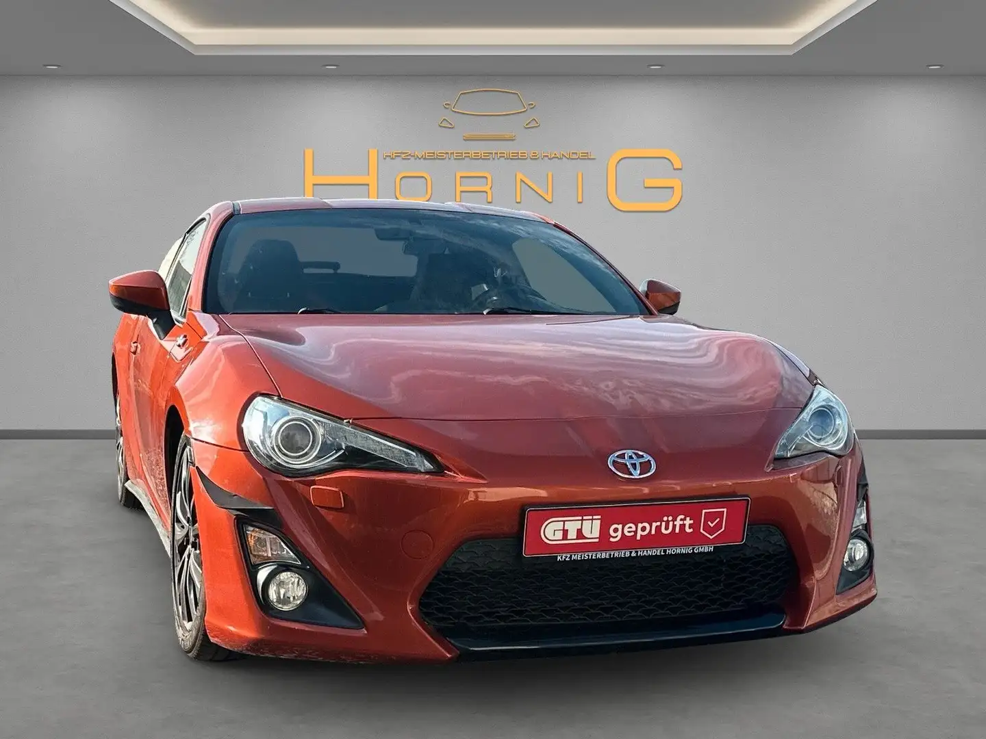 Toyota GT86 ° Toyota Racing Department ° AERO PAKET ° Orange - 2