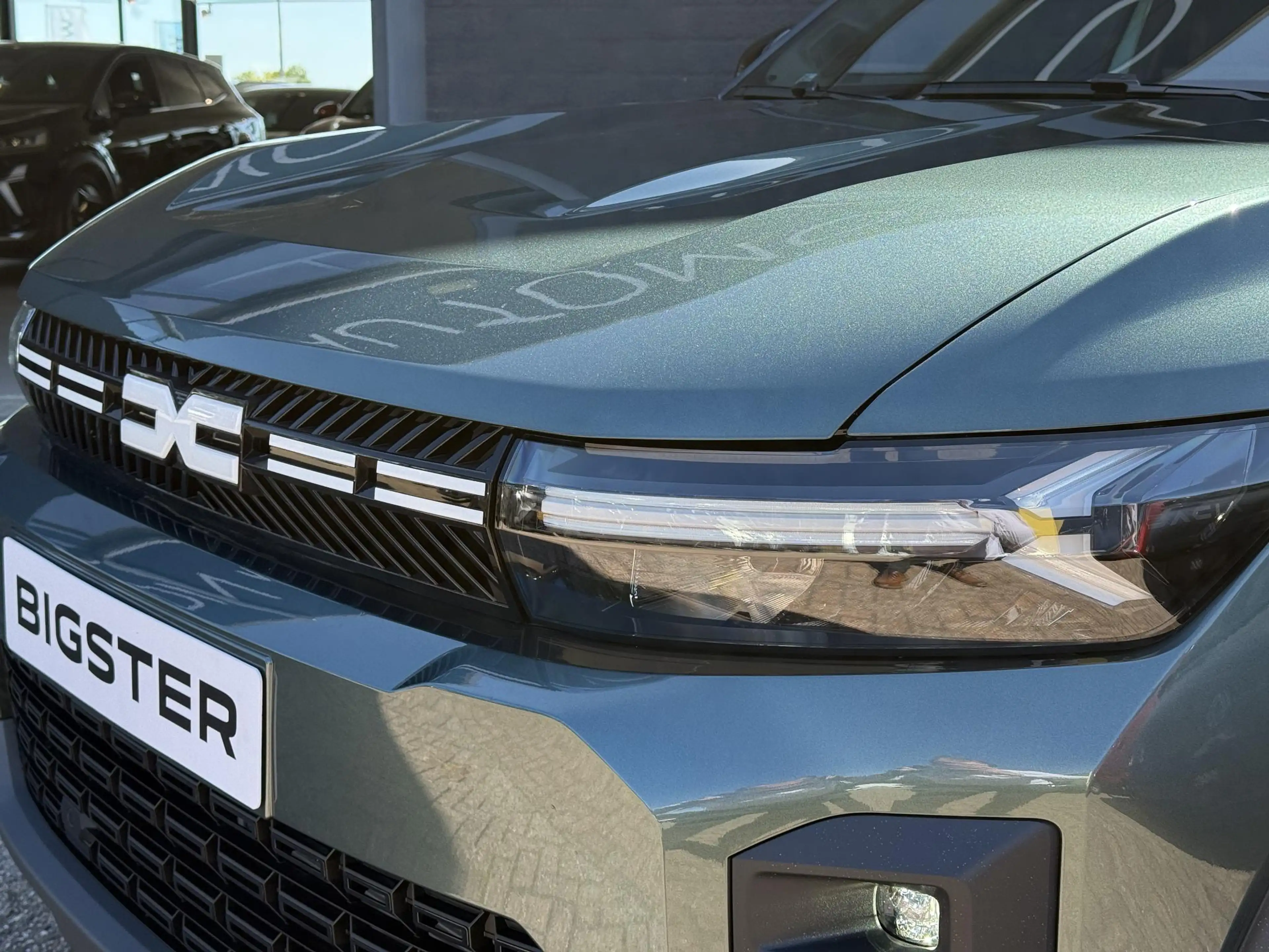 Dacia Bigster 1.8 Hybrid 155 Limited Edition | Pano | 19'' LM | — photo 7