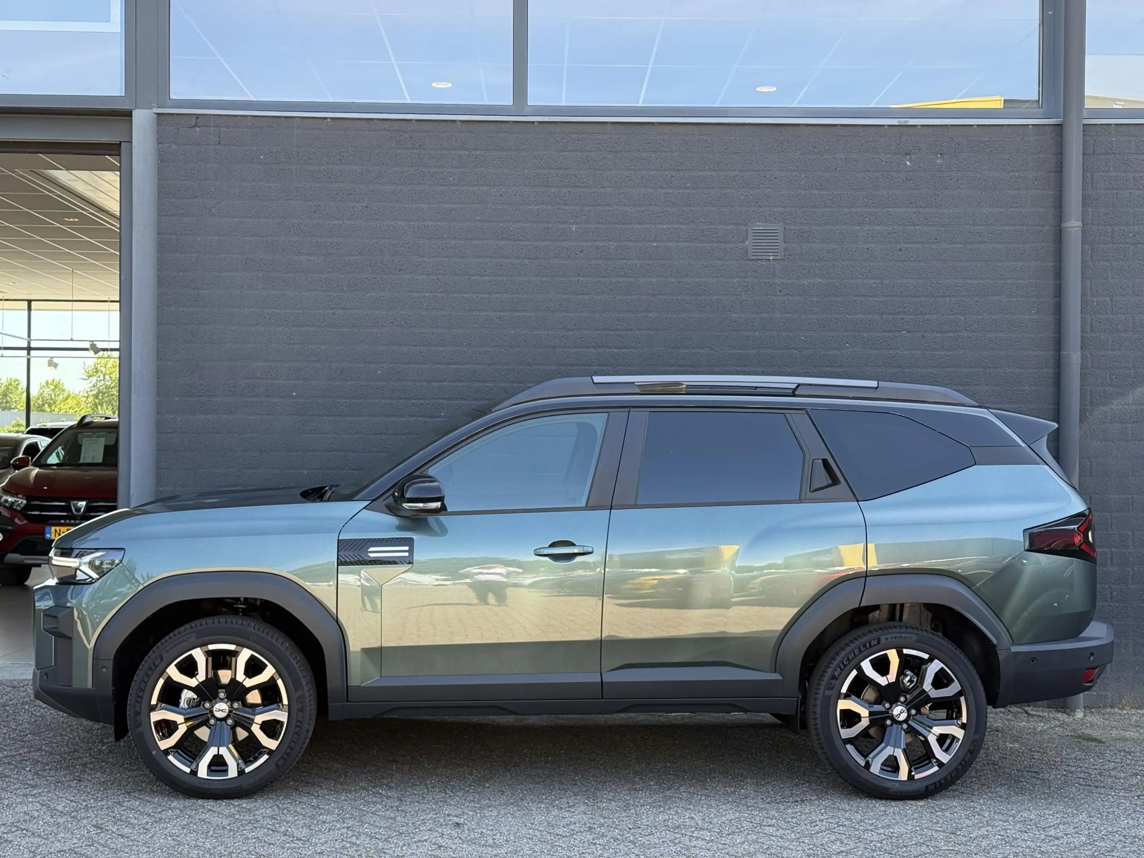 Dacia Bigster 1.8 Hybrid 155 Limited Edition | Pano | 19'' LM | — photo 2