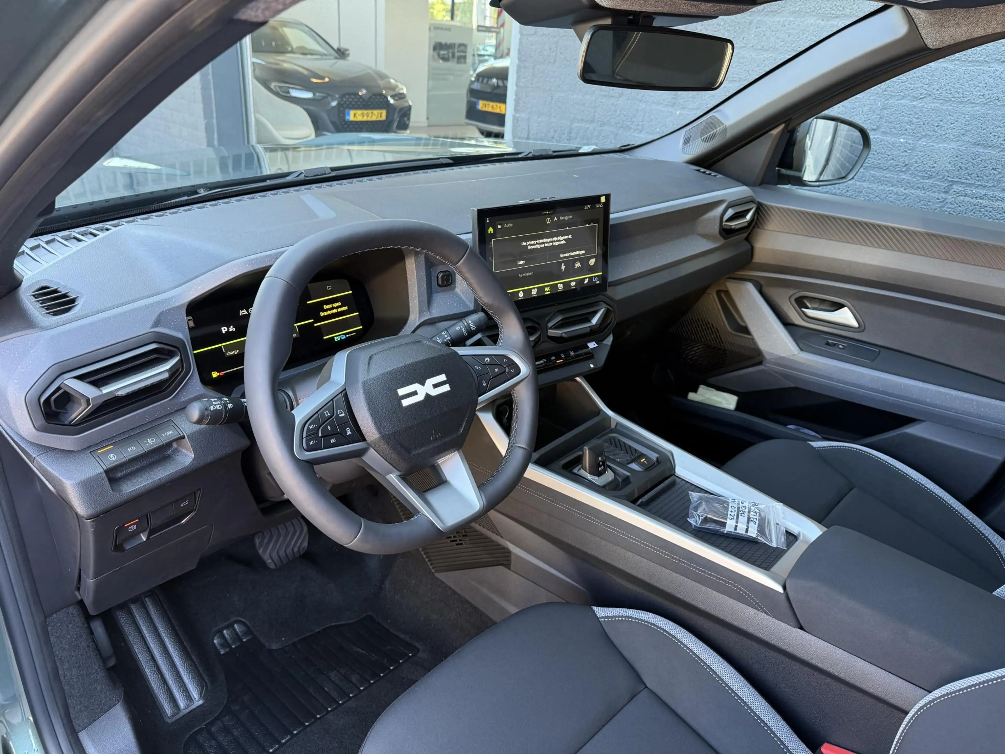 Dacia Bigster 1.8 Hybrid 155 Limited Edition | Pano | 19'' LM | — photo 12