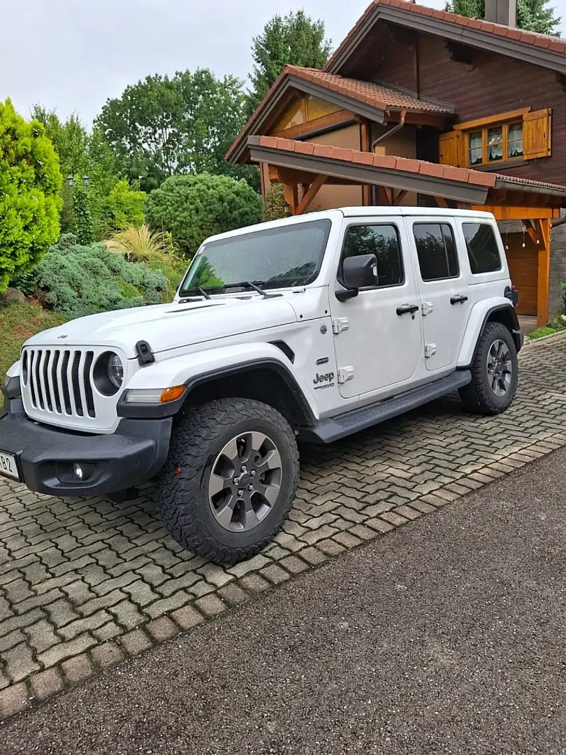 Jeep Wrangler Unlimited Sahara 2,0 GME Aut. Blanco - 1