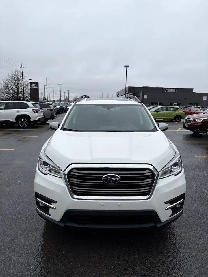 Subaru Ascent снимка Subaru Ascent