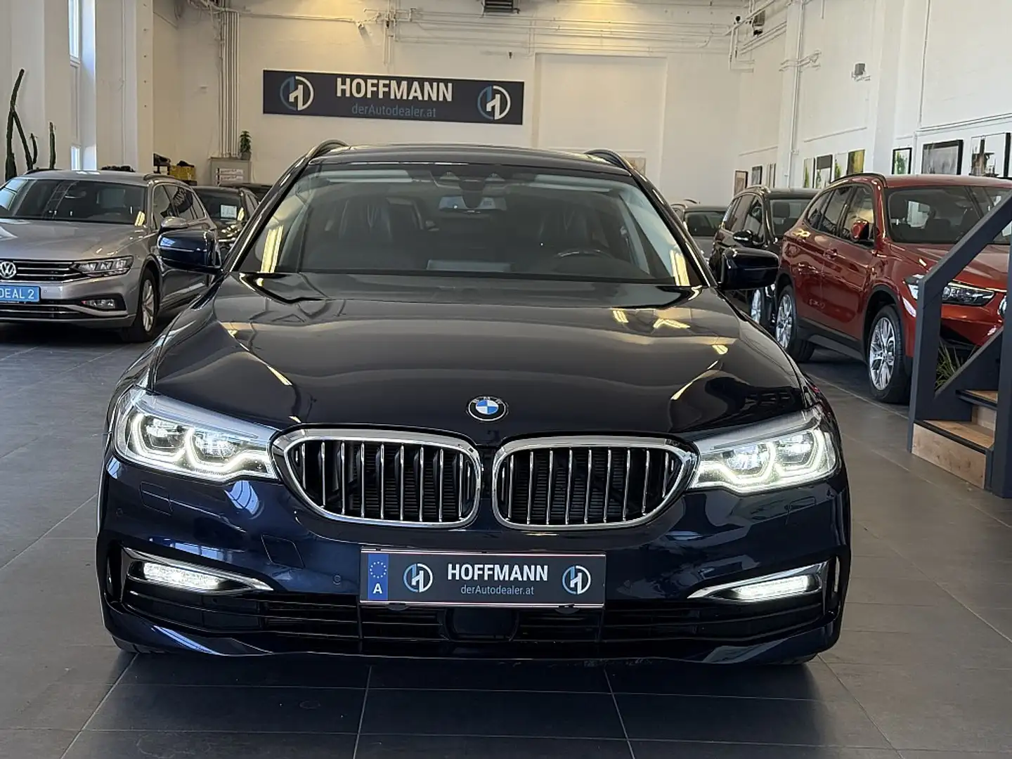 BMW 530 d xDrive Touring Aut. Blau - 2