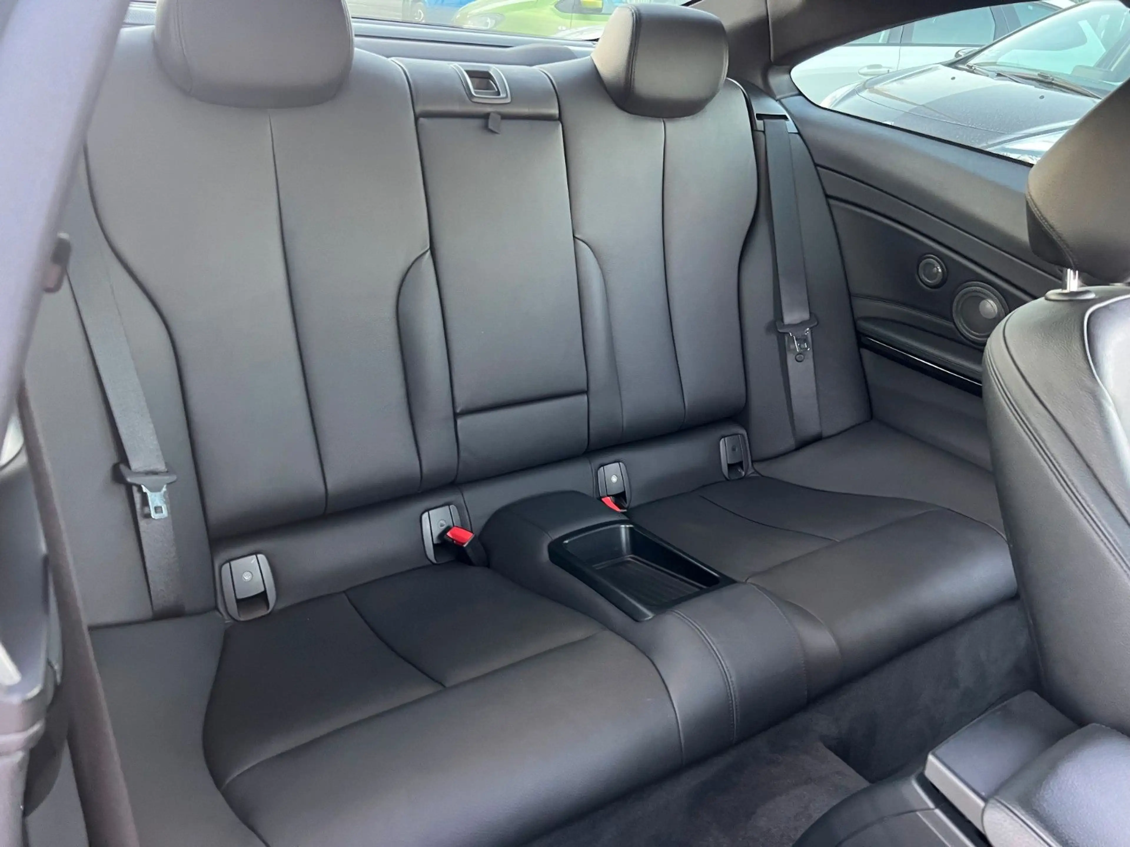 BMW 435 d xDrive Coupé M Sport — photo 10