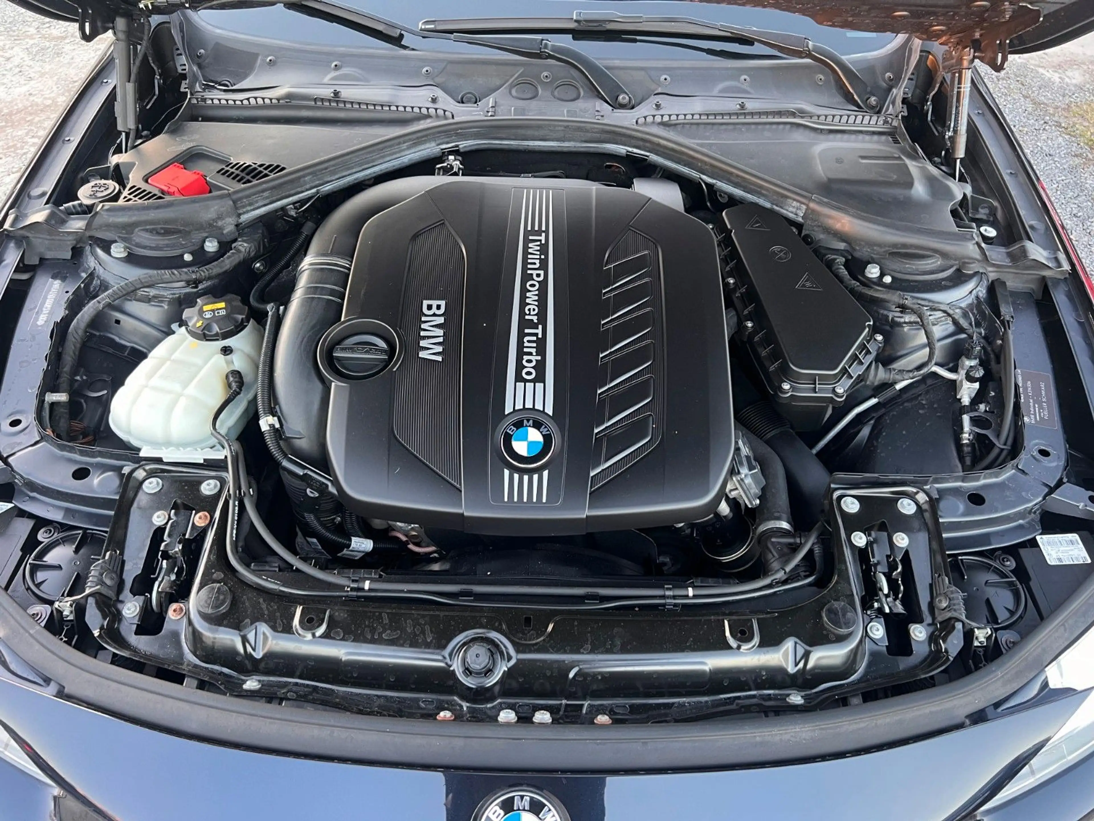 BMW 435 d xDrive Coupé M Sport — photo 7