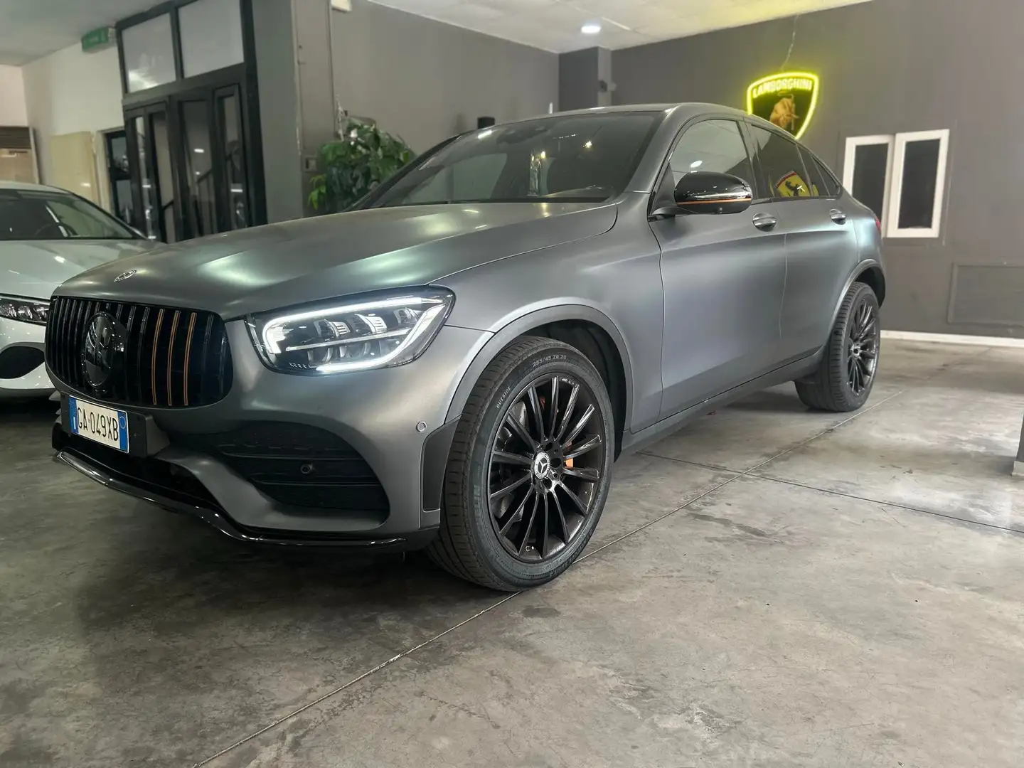 Mercedes-Benz GLC 300 d Premium Plus 4matic auto *APP *CAMERA 360 *LED Nero - 2