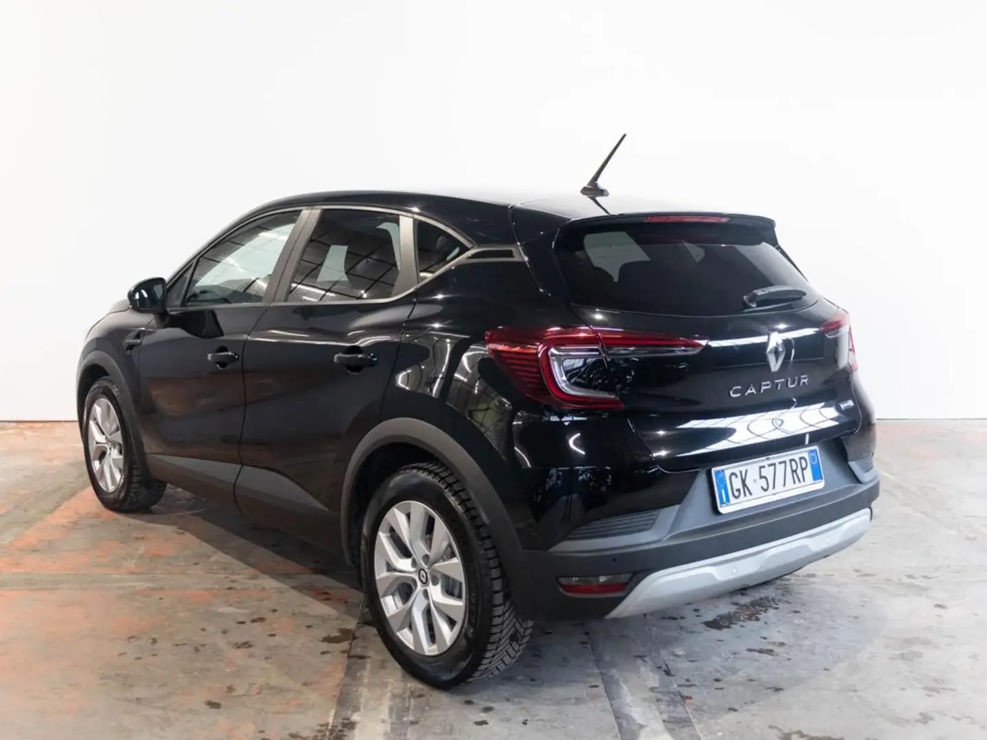Renault Captur 1.6 HEV E-Tech 105 KW Business Nero - 2