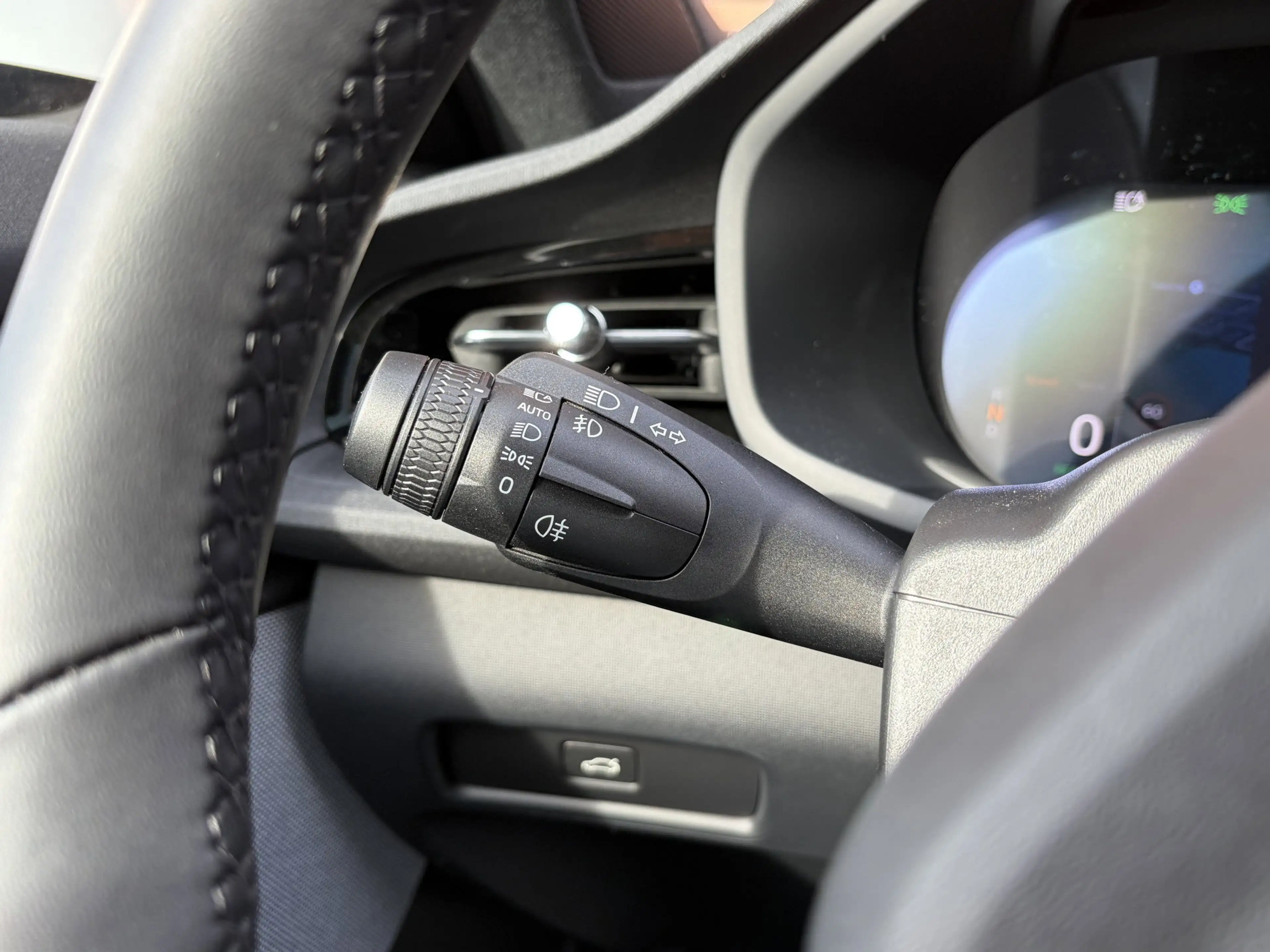 Polestar 2 Long Range Single Motor Prime 82 kWh — photo 29