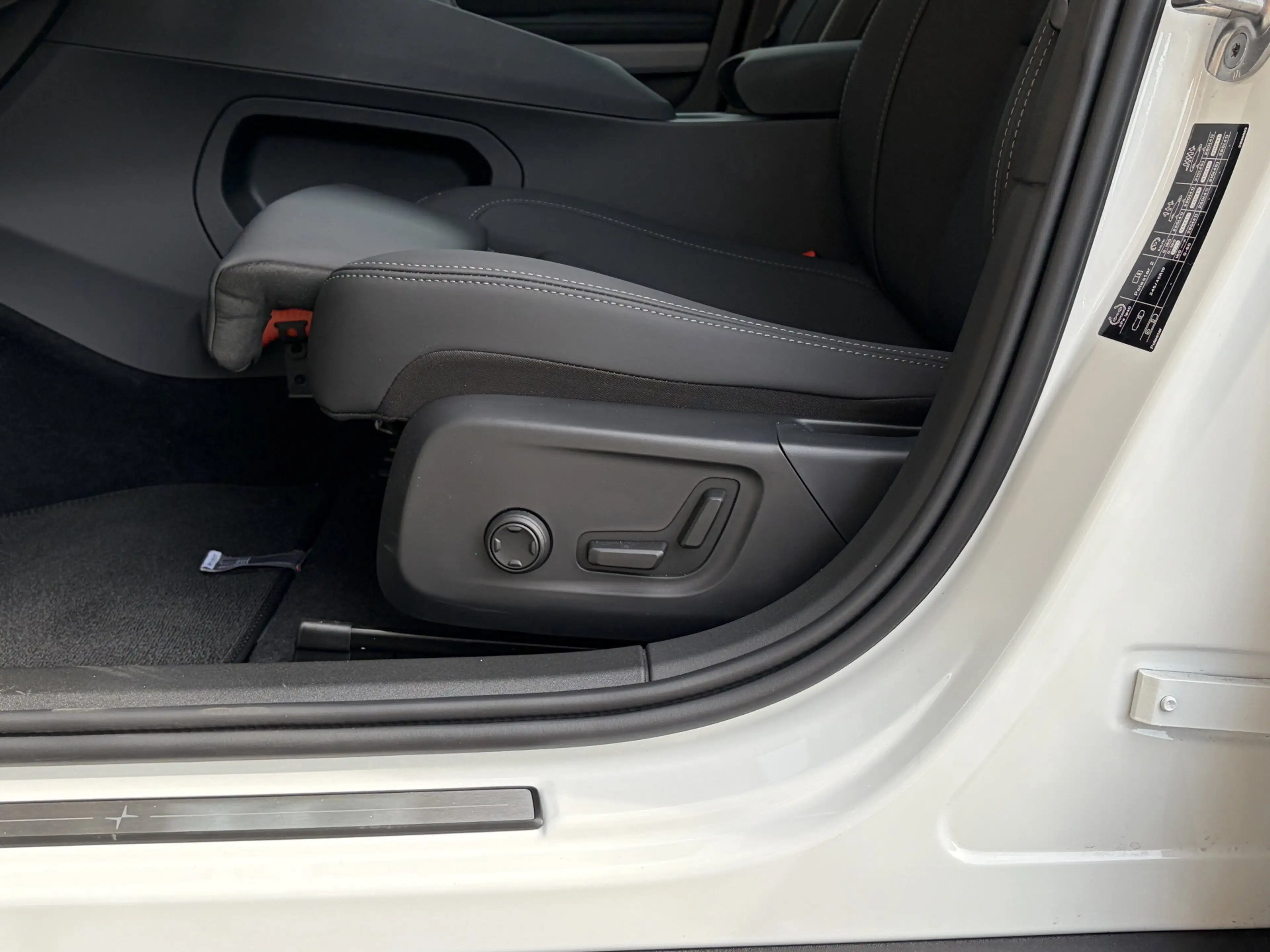 Polestar 2 Long Range Single Motor Prime 82 kWh — photo 49
