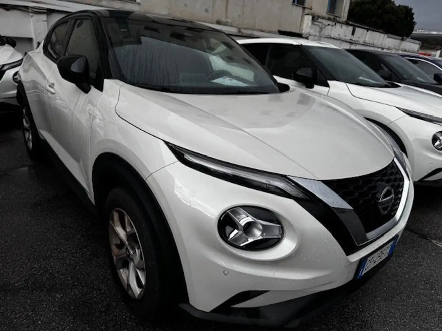 Nissan Juke 1.0 dig-t N-Connecta 115cv Bianco - 2