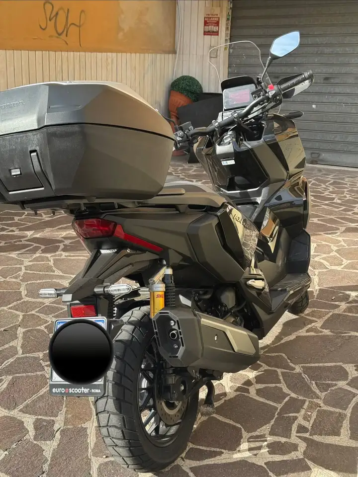 Honda ADV 350