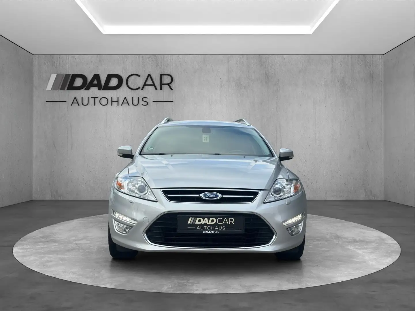 Ford Mondeo 1.6 Titanium 1.Hand *XENON*RFK*CARLAY*SHZ Silber - 2