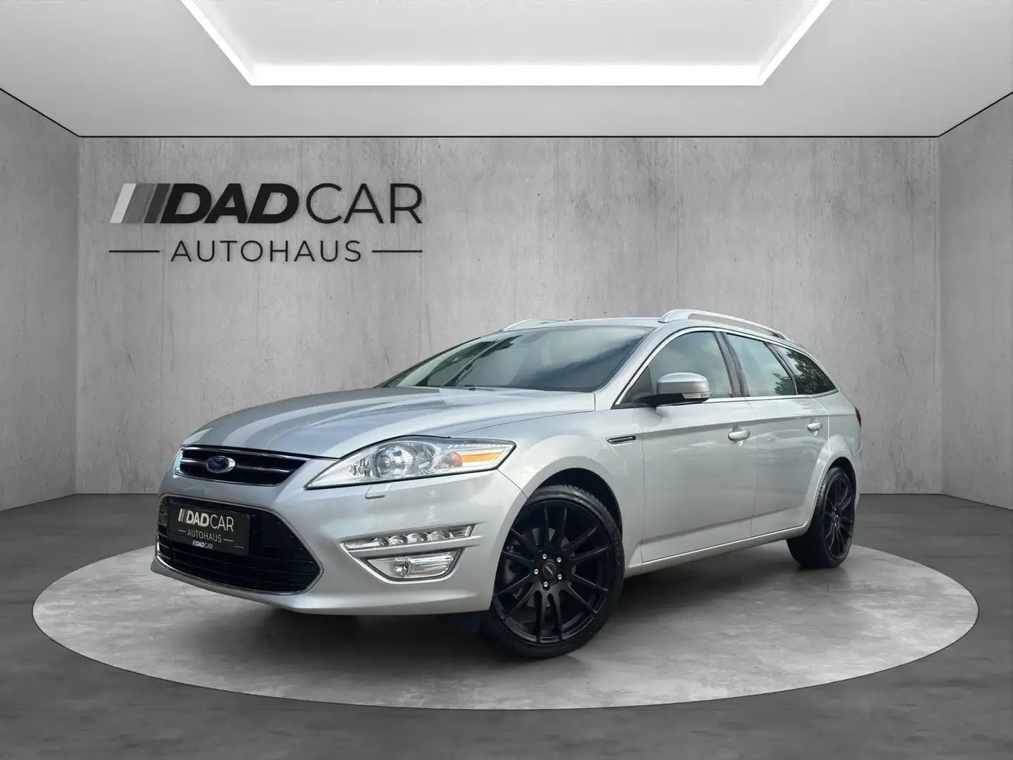 Ford Mondeo 1.6 Titanium 1.Hand *XENON*RFK*CARLAY*SHZ Silber - 1