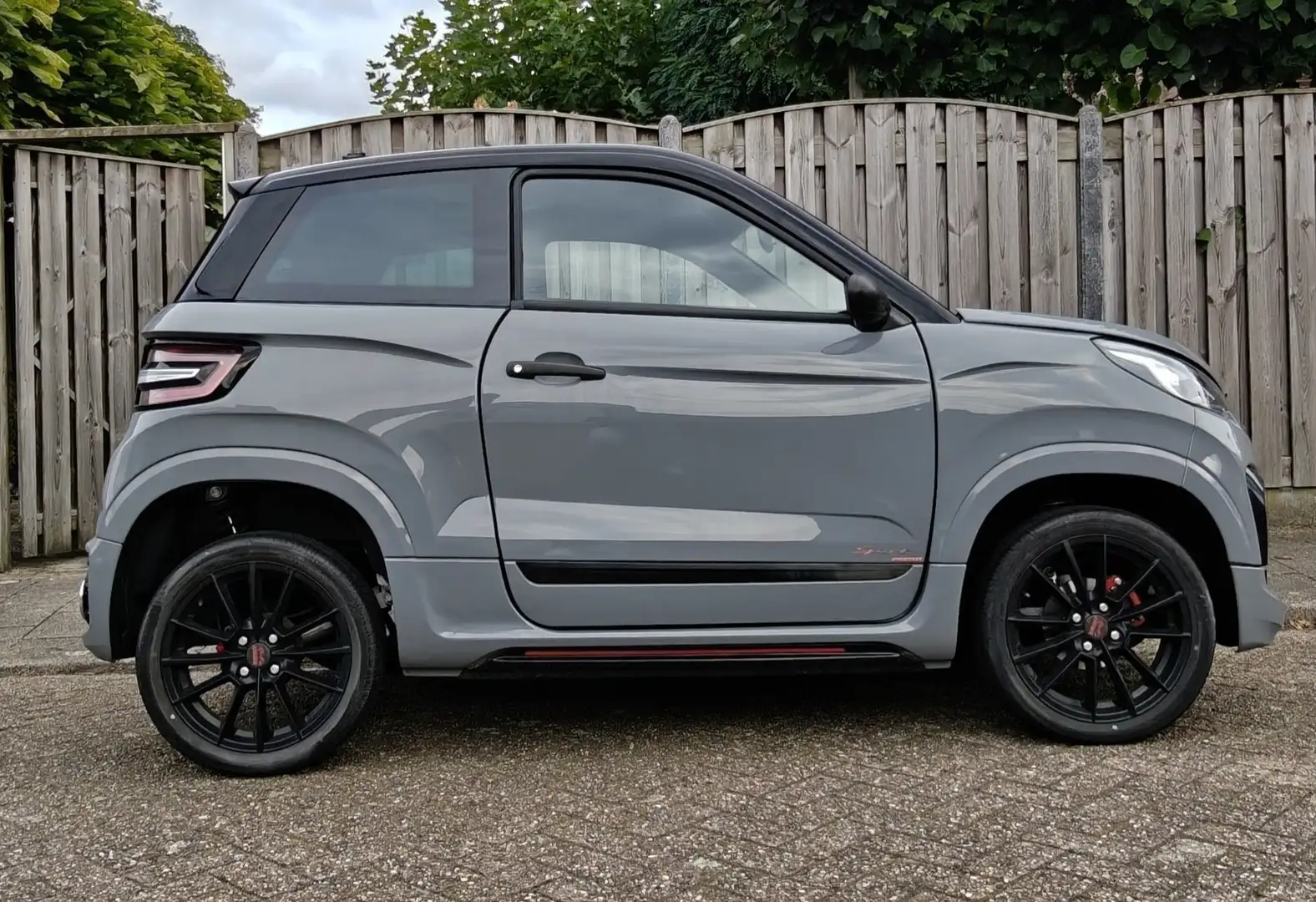 Ligier JS 60 L SPORT ULTIMATE Grau - 1