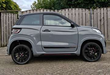 L SPORT ULTIMATE
