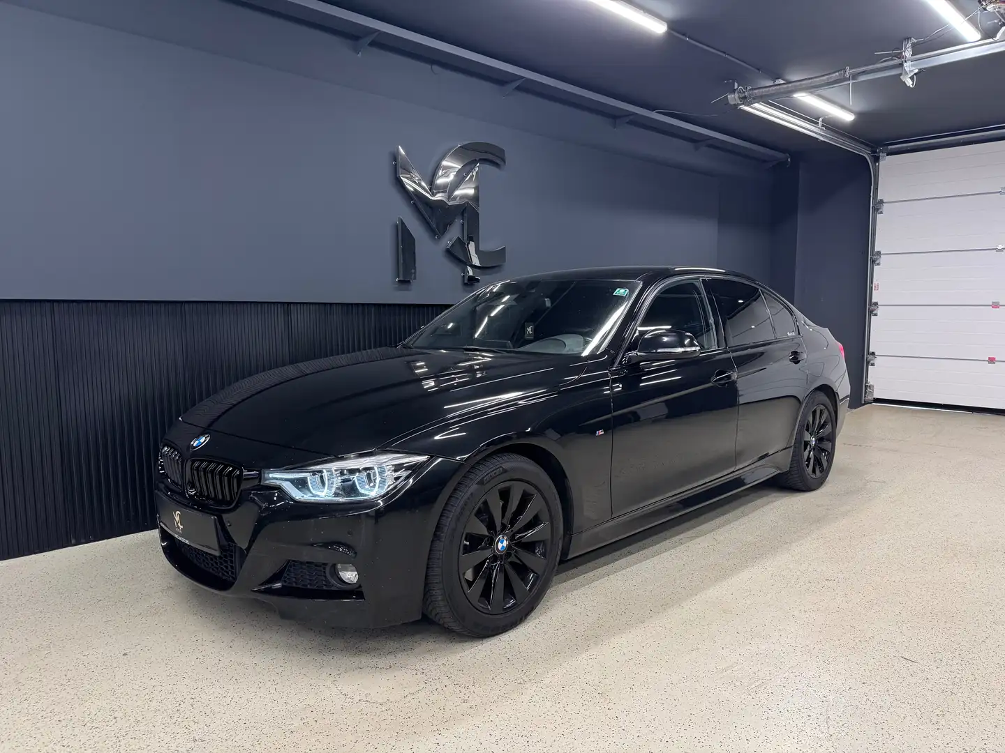 BMW 320 320d`M-SPORT`LCI`LED`NAVI`LEDER`KEYLESS` Schwarz - 2